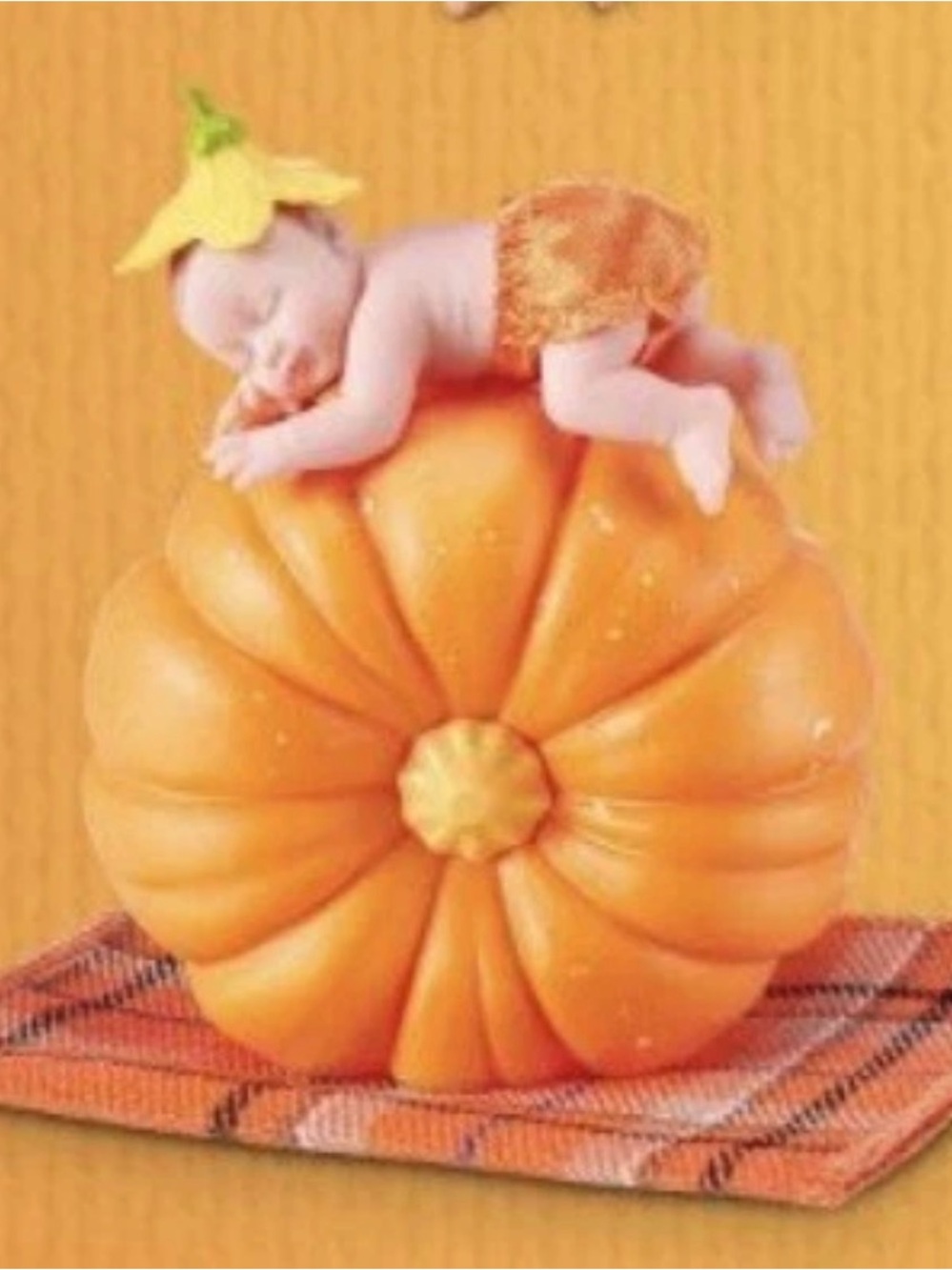 Zuru my mini baby Pumpkin patch Figurine - Orange Nursery Accent